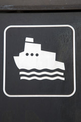Obraz premium White Ferry Ship Symbol