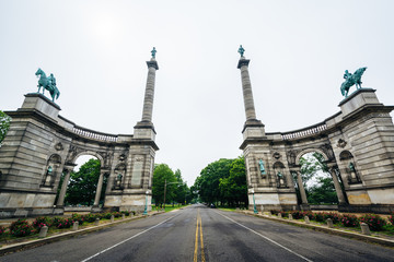 Fototapeta na wymiar The Smith Memorial Arch, at West Fairmount Park in Philadelphia, Pennsylvania.