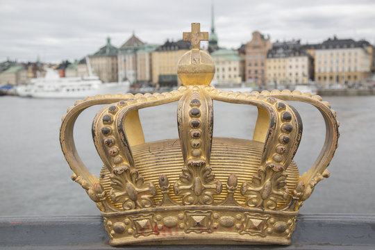 Golden Crown on Skeppsholm Bridge - Skeppsholmsbron (1861), Stockholm