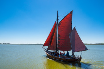 Fototapeta premium Zeesboot auf dem Bodden.