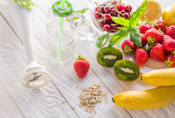 Cooking fruity smoothie