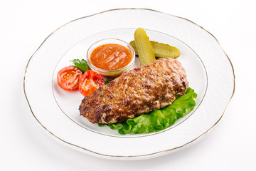 Grilled beefsteak with potatoes and vegetables