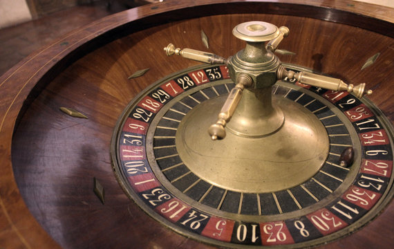 casino roulette photo detail