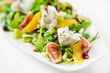 salad with figs