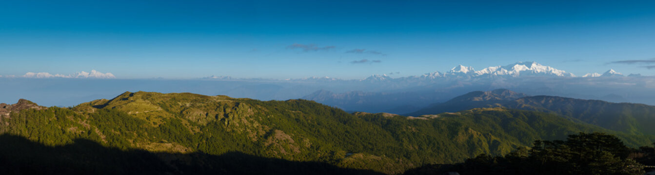 Himalayan range including Everest, Kanchenjunga seen from Sandakphu, Darjeeling, India