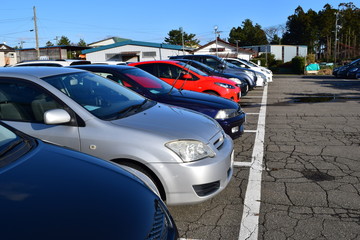 駐車場に停めた車