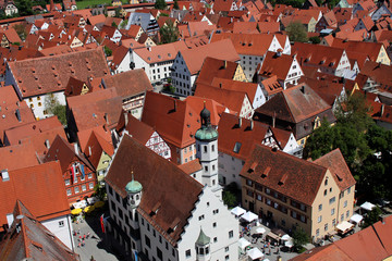 Der Nördlinger Rathausplatz