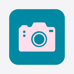 Photo camera symbol. DSLR camera sign icon. Digital camera. Flat design style. 