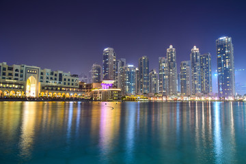 Obraz na płótnie Canvas Dubai Marina light and sound show