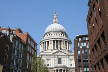 Fototapeta na wymiar London St. Paul's Cathedral Dome from Millenium Bridge