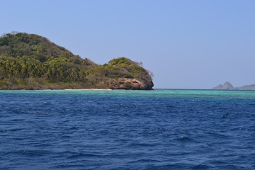 Fototapeta na wymiar Ocean and island view in the Philippines