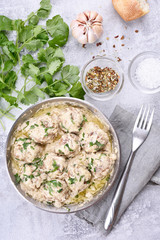 Meatballs with white sauce