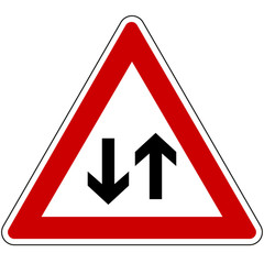 Gegenverkehr, Gefahrzeichen 125 nach StVo