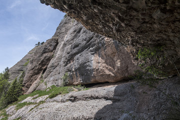 Felswand an der Rigi, ob Vitznau, bei der Steigelfadbalmhöhle, Schweiz