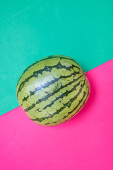 Exotische Frucht auf buntem Hintergrund
Sommer Symbol - Gute Laune - Pop Art Design