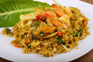 Fried rice with seafood