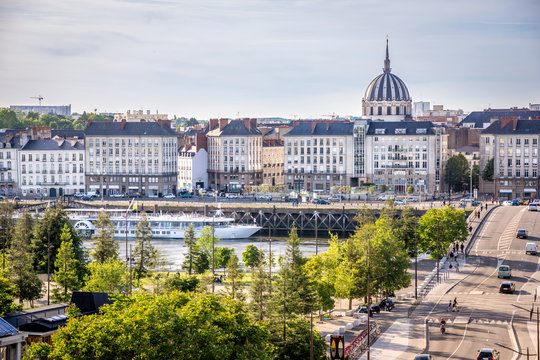 11 074 Meilleures Nantes Images Photos Et Illustrations Vectorielles Stock Adobe Stock 11 074 Meilleures Nantes Images Photos Et Illustrations Vectorielles Stock Adobe Stock