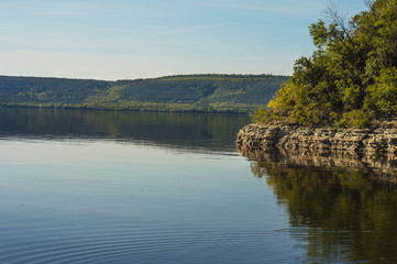 Obraz premium Lake around the hills.