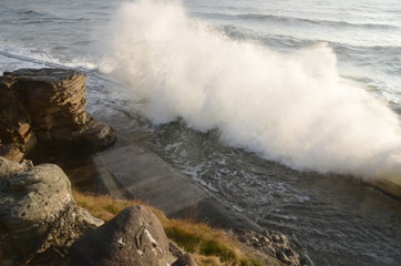 Tide waves
