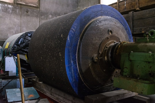 Wood Pulper Grinding Machinery Belt Stone Production Industrial Paper Factory Material