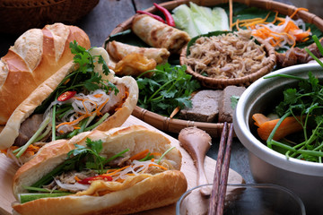  Vietnamese food, banh mi thit