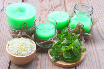 Green candle Pepper Mint Aroma candle
