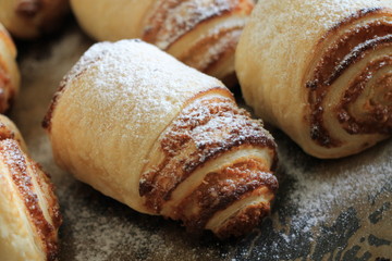 Homemade crunchy apple strudel (apple pie)
