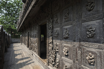 Fototapeta na wymiar Wood carving on Shwenandaw monastery, Mandalay, Myanmar