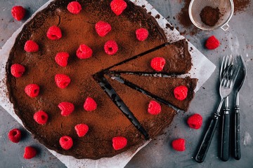 Chocolate tart with raspberries