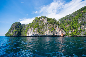 Obraz premium Maya Bay - Famous beach in Krabi