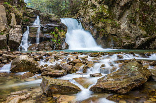 Fototapeta Waterfall Skalnik in Szczawnica, Beskid Sadecki mountain range in Polish Carpathian Mountains