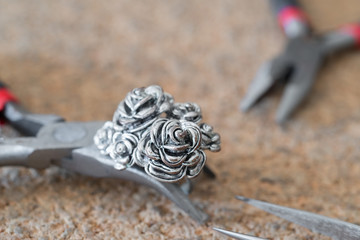 Reparation and restoration of jewelry