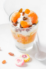 Dessert fruit yogurt Fresh fruit tangerine raisins