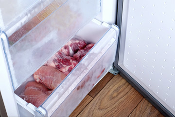 chicken beef and pork Packed in plastic bags in the freezer - obrazy, fototapety, plakaty