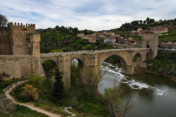 Fototapeta na wymiar Ponte di Toledo, Spagna