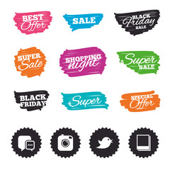 Social media. Chat speech bubble. Photo frames.