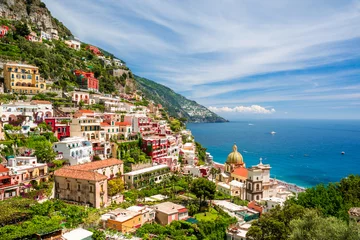 Fotobehang uitzicht op de stad Positano aan de kust van Amalfi, Campania, Italië © samael334