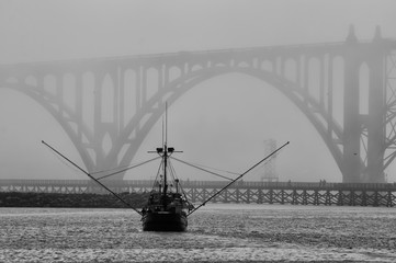 Foggy Bridge - 158414831