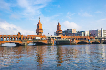 Fototapeta na wymiar The Oberbaum Bridge in Berlin city, Germany