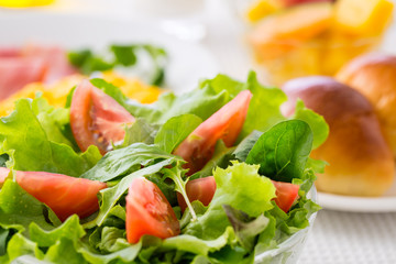 朝食~野菜サラダ