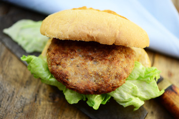 Burger Salat