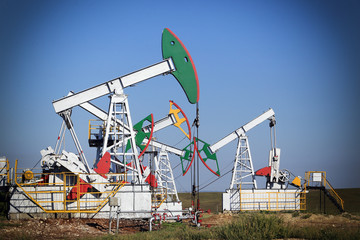 Oil pump in the field
