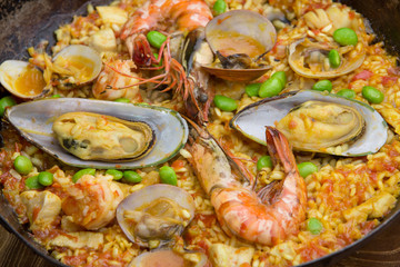 Seafood paella