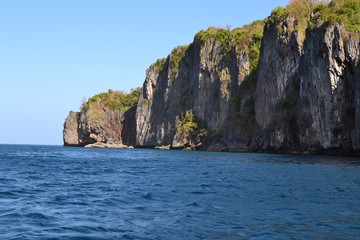Fototapeta na wymiar Ocean view with islands