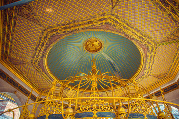 Obraz premium Close-Up fountain of Hagia Sophia in the courtyard of the Mosque. Istanbul, Turkey