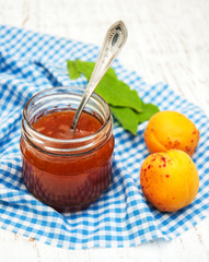 Apricots jam