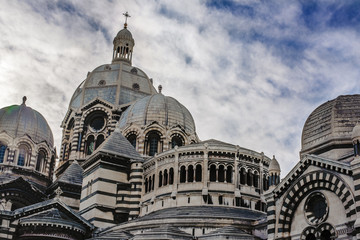Obraz premium beautiful cathedral of Marseille with a nice sky, south of France