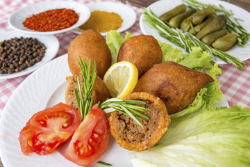 Türk Mutfağından; içli köfte