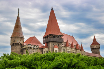 Fototapeta premium Beautiful panorama of Hunyadi Corvin castle in Hunedoara, Romania. Discover Romania concept.