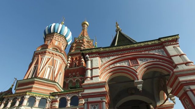 Cattedrale di San Basilio, Mosca, Russia. Costruita dal 1555 al 1561. Particolari architettonici e fregi della chiesa ortodossa unica nella sua sua architettura e patrimonio dell&rsquo;umanit&agrave;